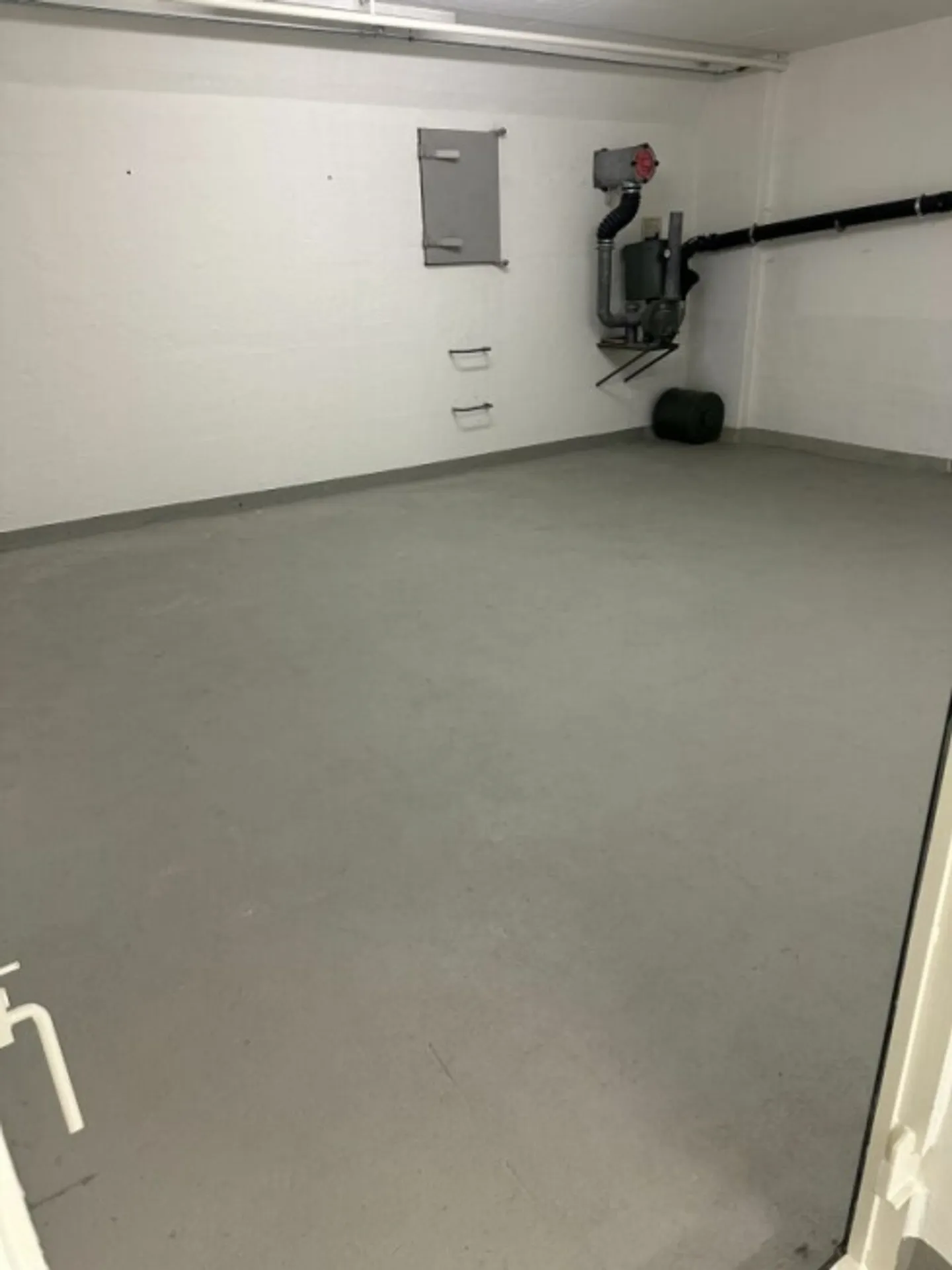 Storage space for rent in Circle 2 - Photo 2 of 2