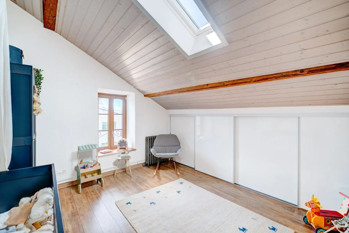 Semi-Detached House 7.5 Rooms - Photo 9 of 12