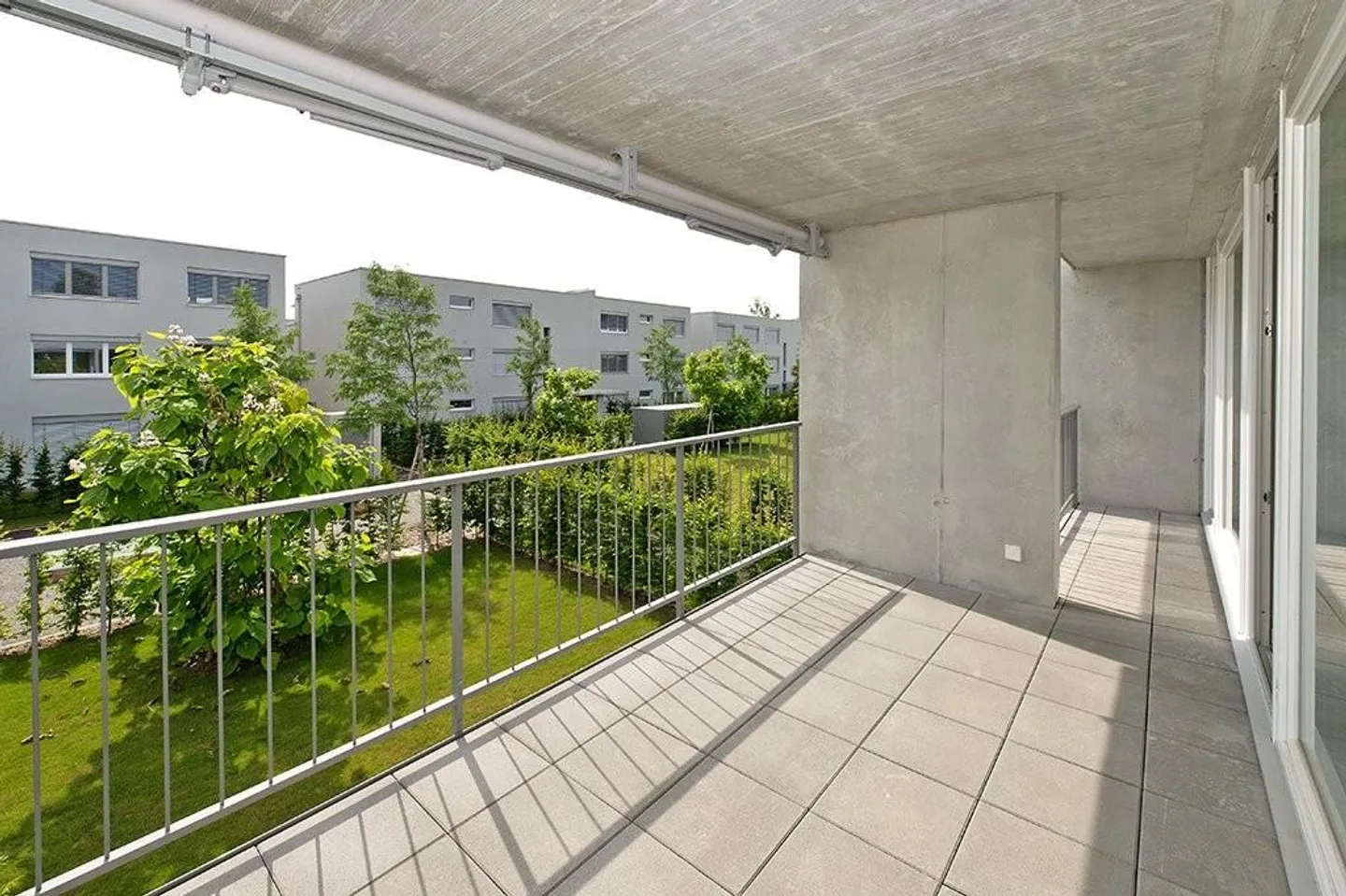 Bright 3.5-Room Apartment - Photo 1 of 10
