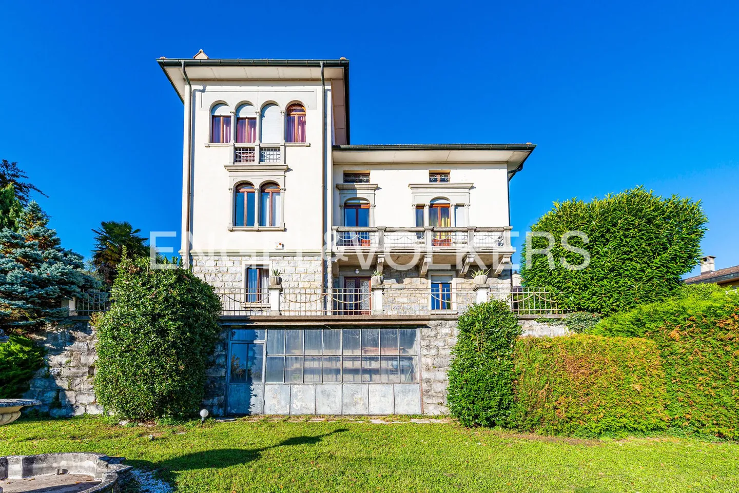 Noble villa historique dans le vert du Mendrisiotto - Photo 2 sur 12