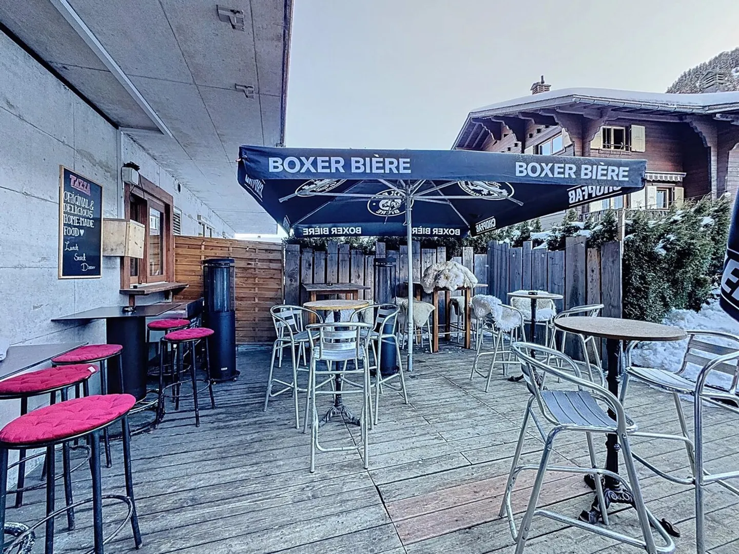 Café-Bar nel Centro di Morgins - Foto 6 di 13