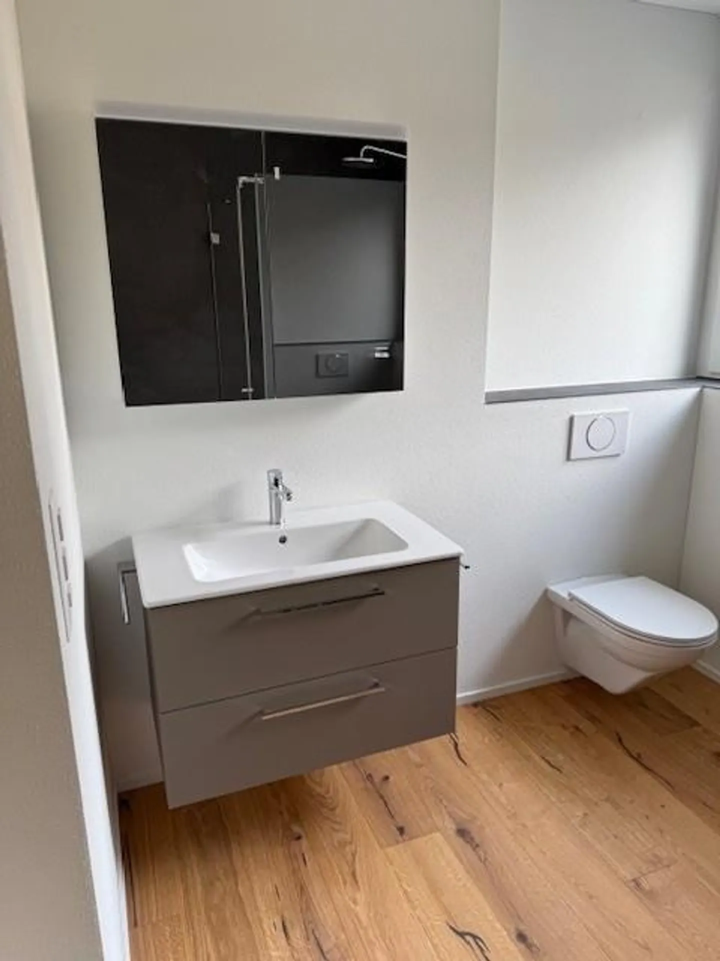 Moderne Wohnung mit sonnigem Balkon - Foto 5 von 7