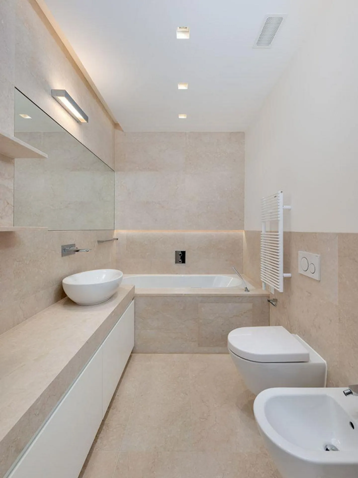 LUSSUOSO 4.5 LOCALI CON GIARDINO | LUXURIOUS 4.5-ROOM WITH GARDEN |... - Foto 9 von 13