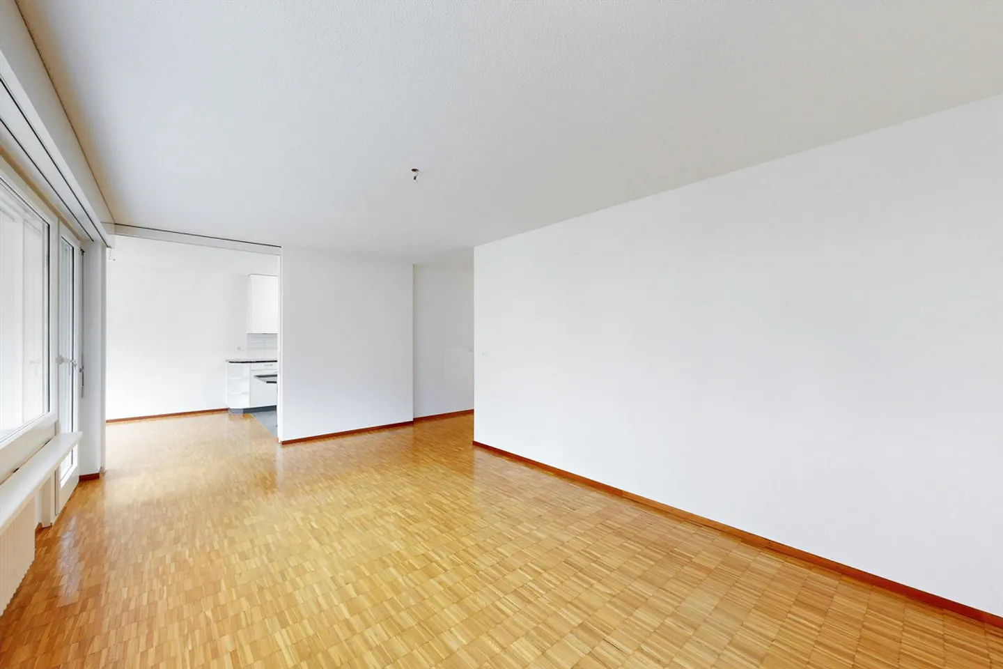 Grosszügig - zentral - Ihr neues Zuhause! - Photo 3 of 10