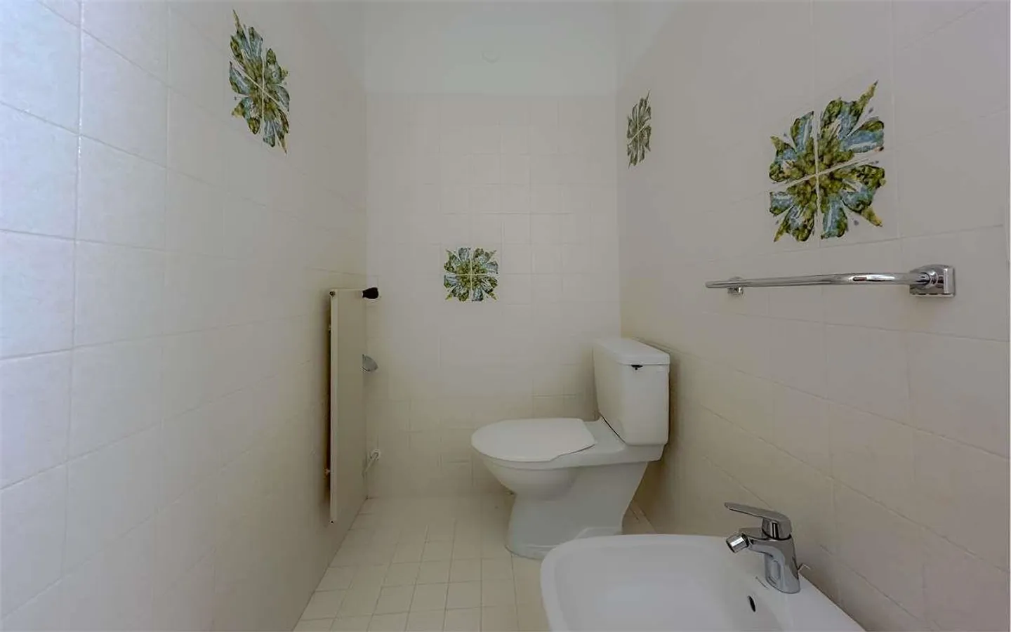 MASSAGNO: LARGE APARTMENT 7 ROOMS WITH THREE PARKING SPACES - Photo 12 of 12