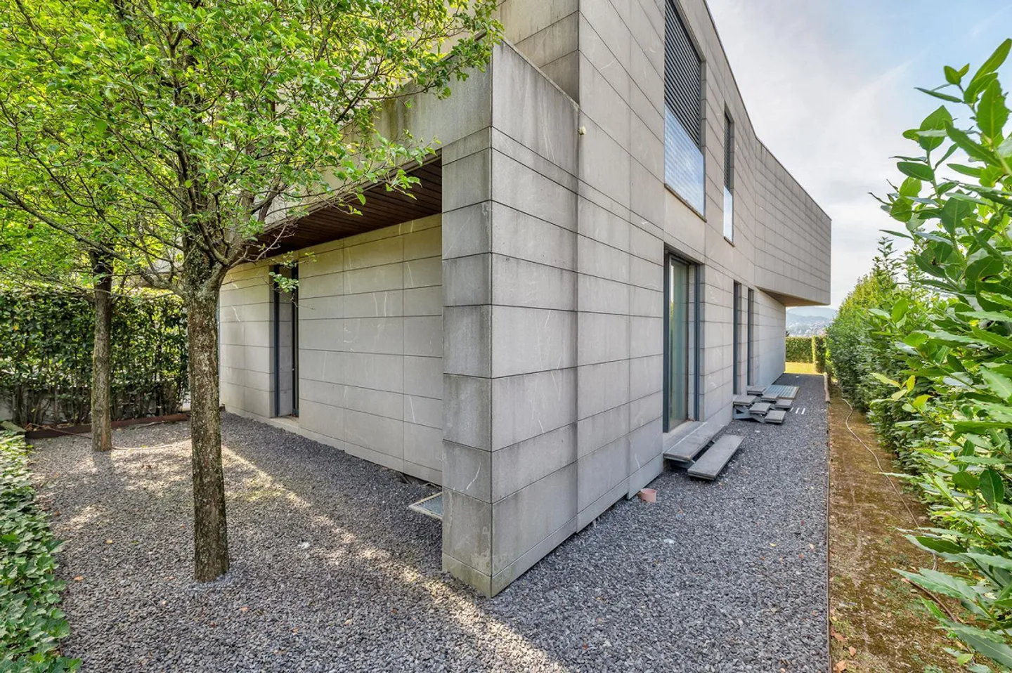 LUSSUOSO 4.5 LOCALI CON GIARDINO | LUXURIOUS 4.5-ROOM WITH GARDEN |... - Foto 13 von 13