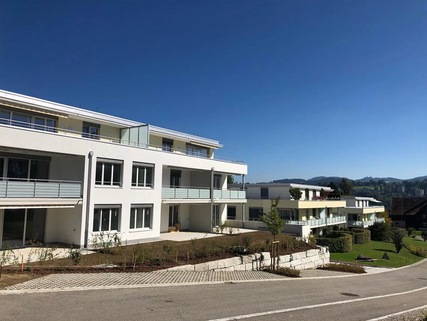 Appartamento nuovo attraente di 4,5 stanze - Foto 1 di 2