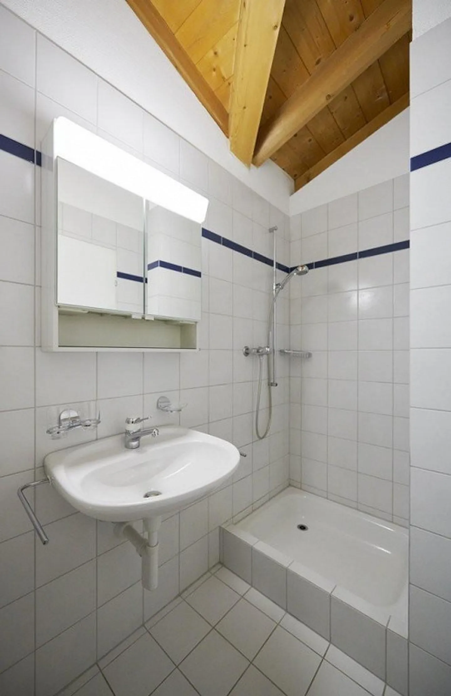 Charmantes Penthouse mit Aussicht - Foto 4 von 9