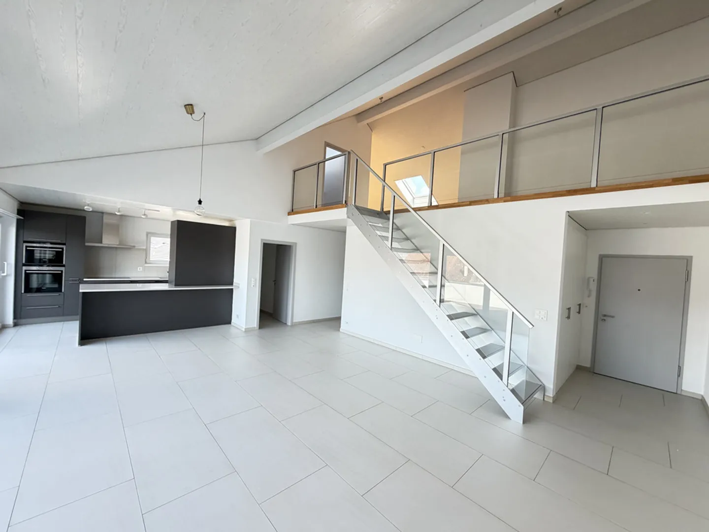 5.5 Room Apartment - Photo 3 of 12