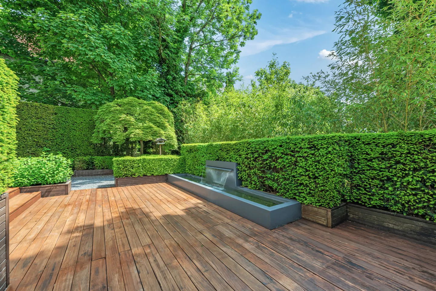 Villa in stile Liberty ristrutturata con giardino elegante sul Zürichberg - Foto 3 di 5