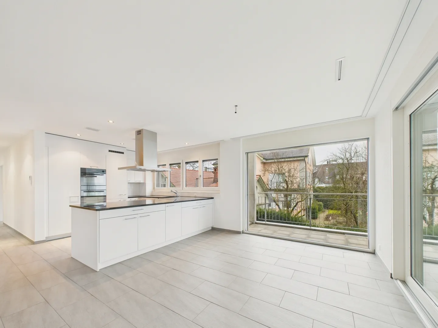 Appartement spacieux de 4,5 pièces avec terrasse à Eschlikon - Photo 5 sur 13