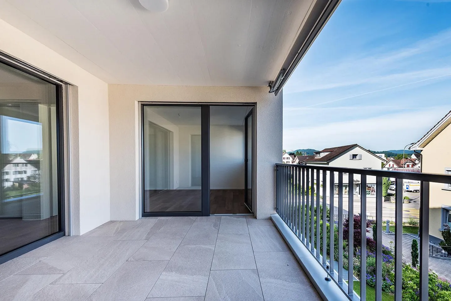 Wohnen mit Stil - modern und in zentraler Lage - Photo 3 of 11