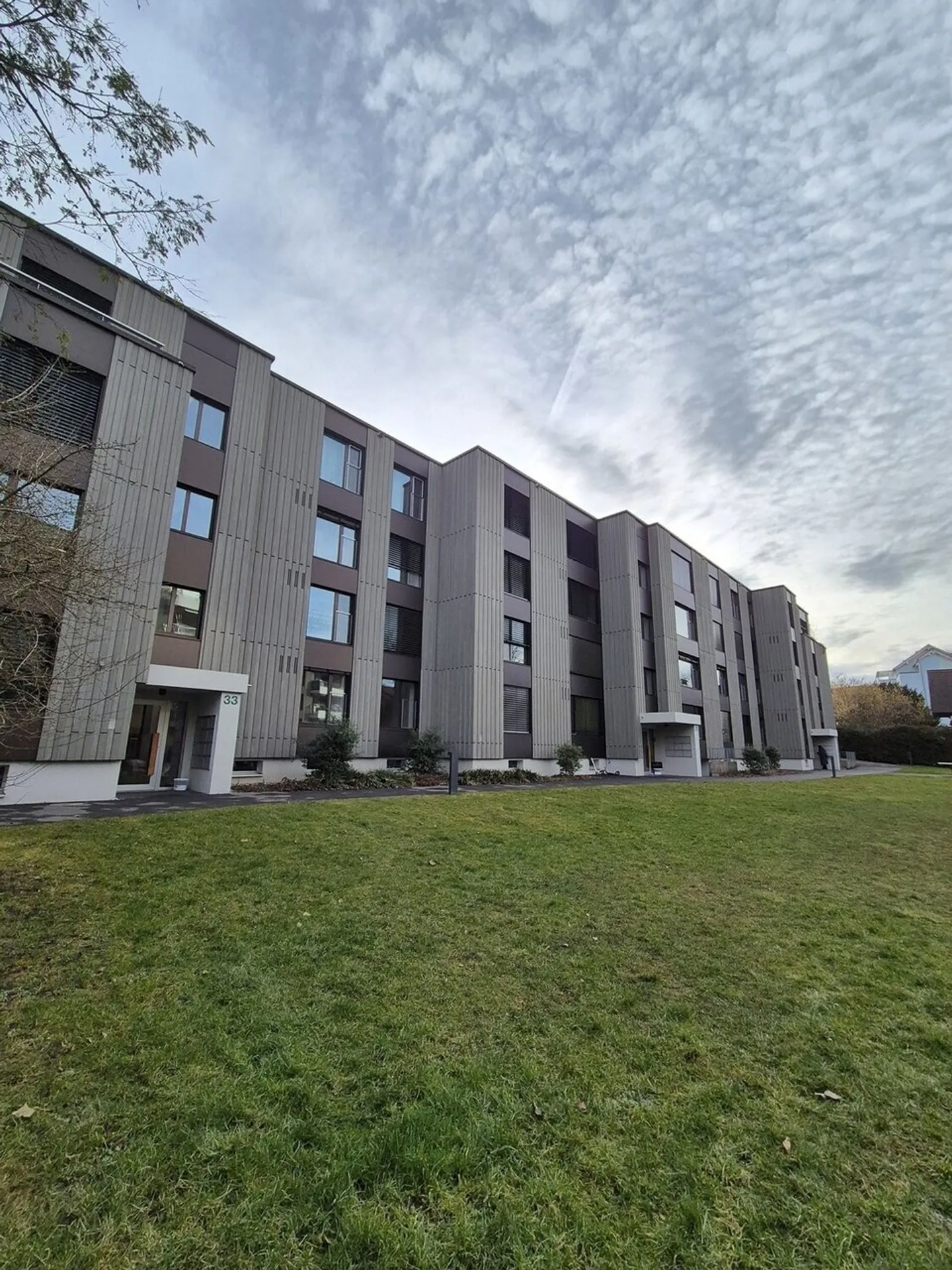 Moderne 4.5-Zimmerwohnung - Foto 1 von 9