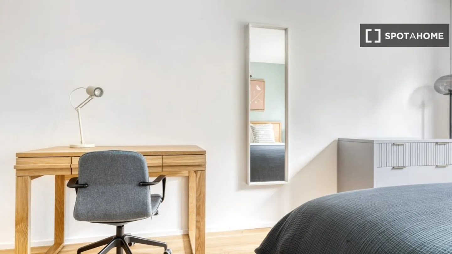 Découvrez, visitez et louez votre nouveau chez-vous en ligne en toute confiance. - Photo 7 sur 18