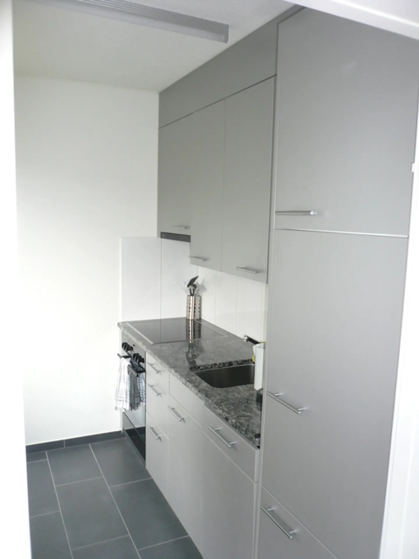 2-room apartment - Photo 2 of 4