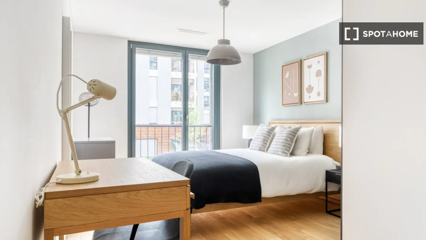 Découvrez, visitez et louez votre nouveau chez-vous en ligne en toute confiance. - Photo 6 sur 18