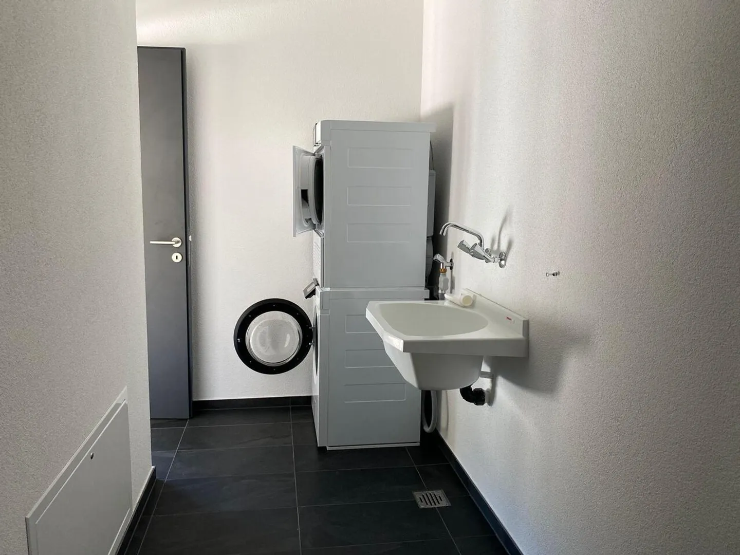 Wunderschöne Penthousewohnung mit 5,5 Zimmern - Foto 13 von 16