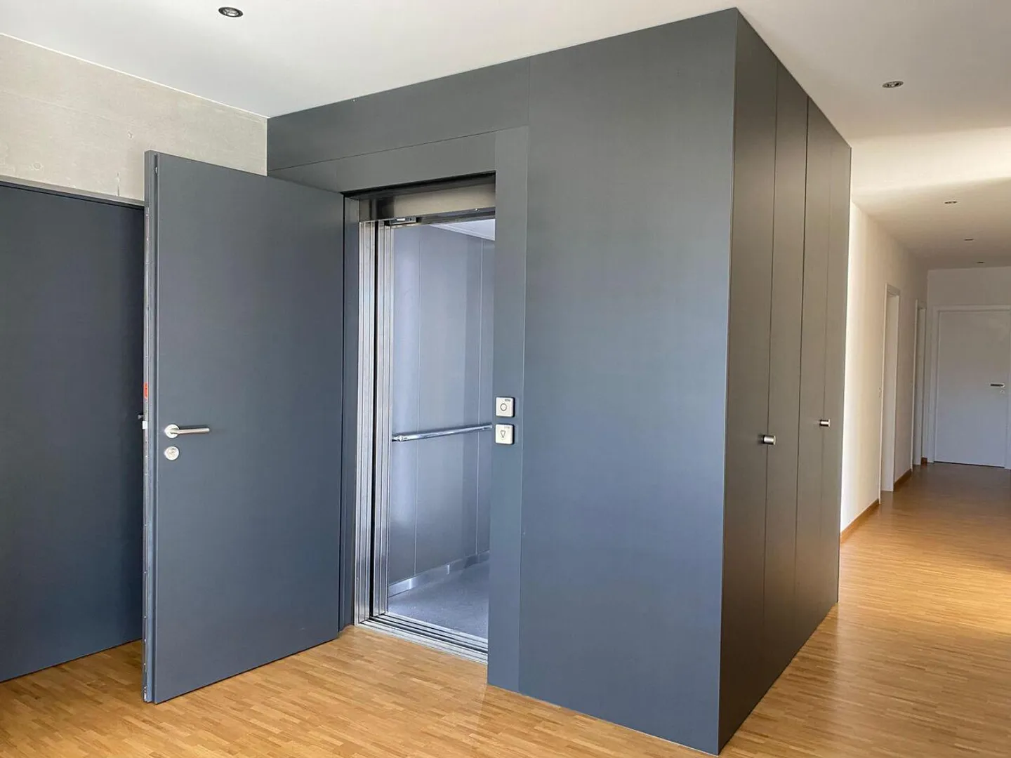 Wunderschöne Penthousewohnung mit 5,5 Zimmern - Foto 12 von 16