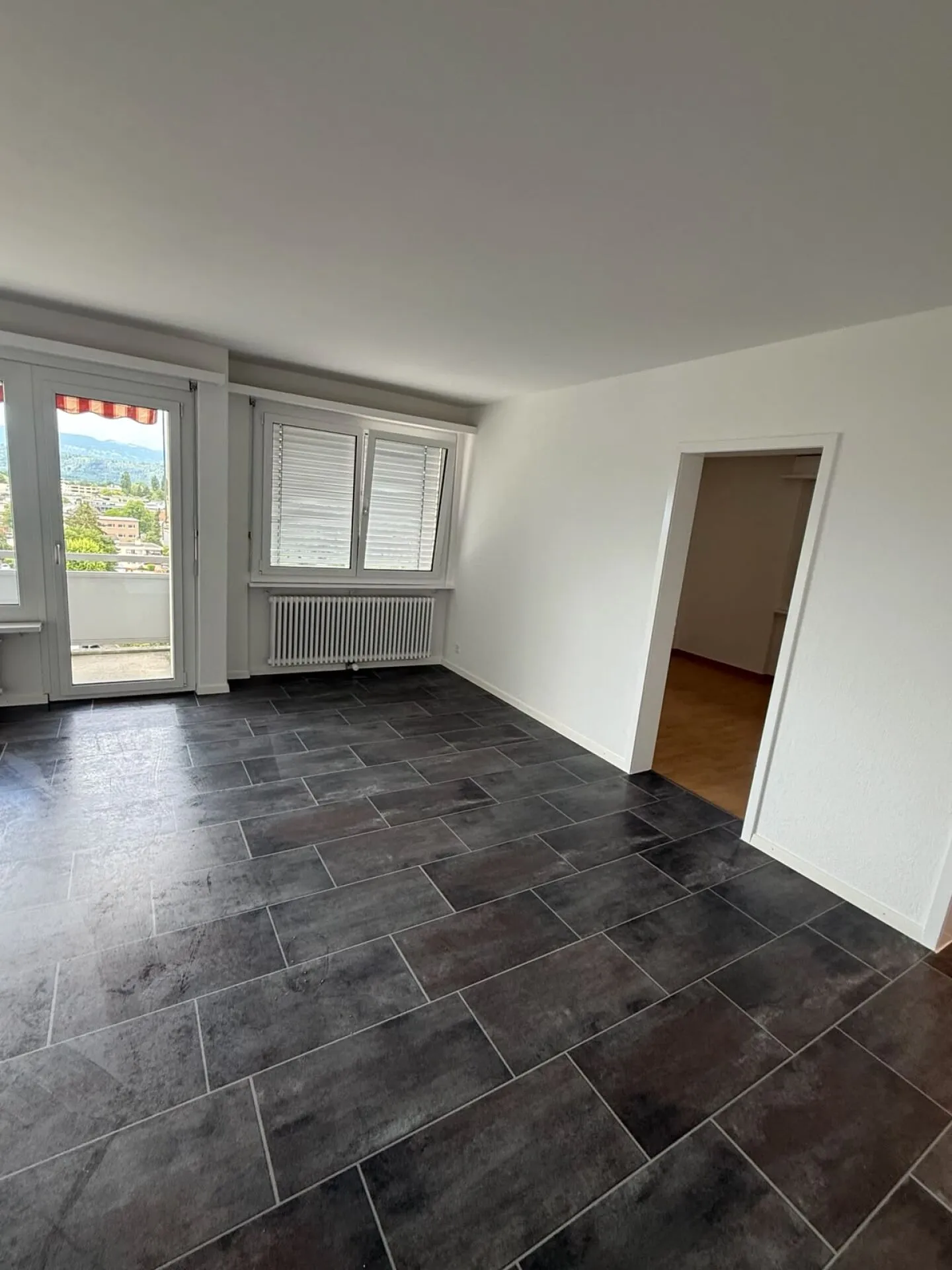 Moderne 2-Zimmer-Wohnung in Lyss - Foto 6 von 7
