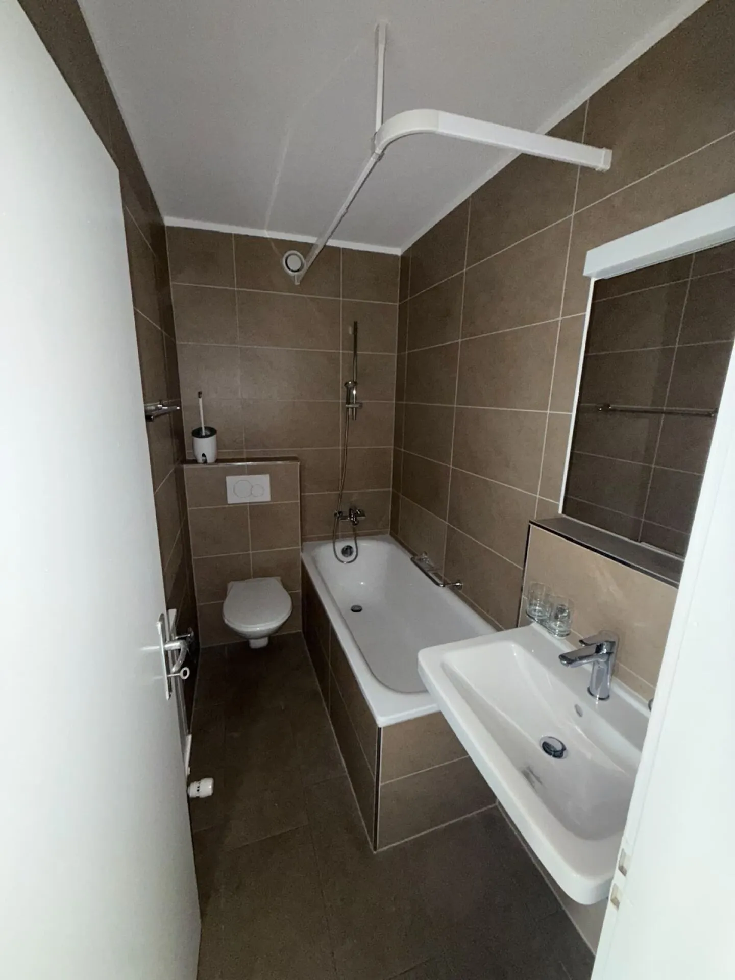 Moderne 2-Zimmer-Wohnung in Lyss - Foto 7 von 7