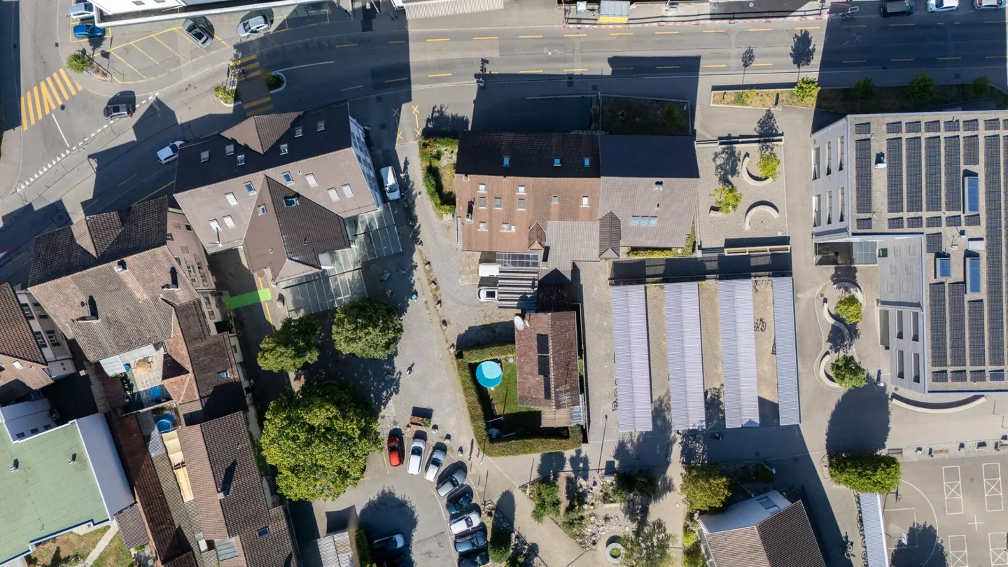 Immeuble résidentiel et commercial au centre de Schöftland - utilisations polyvalentes - Photo 10 sur 12