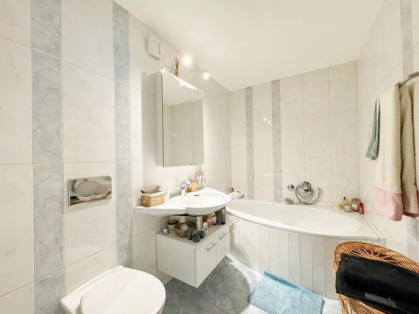 Apartment in the city center under surface rights - A unique opportunity in the heart of Bienne - Photo 6 of 6