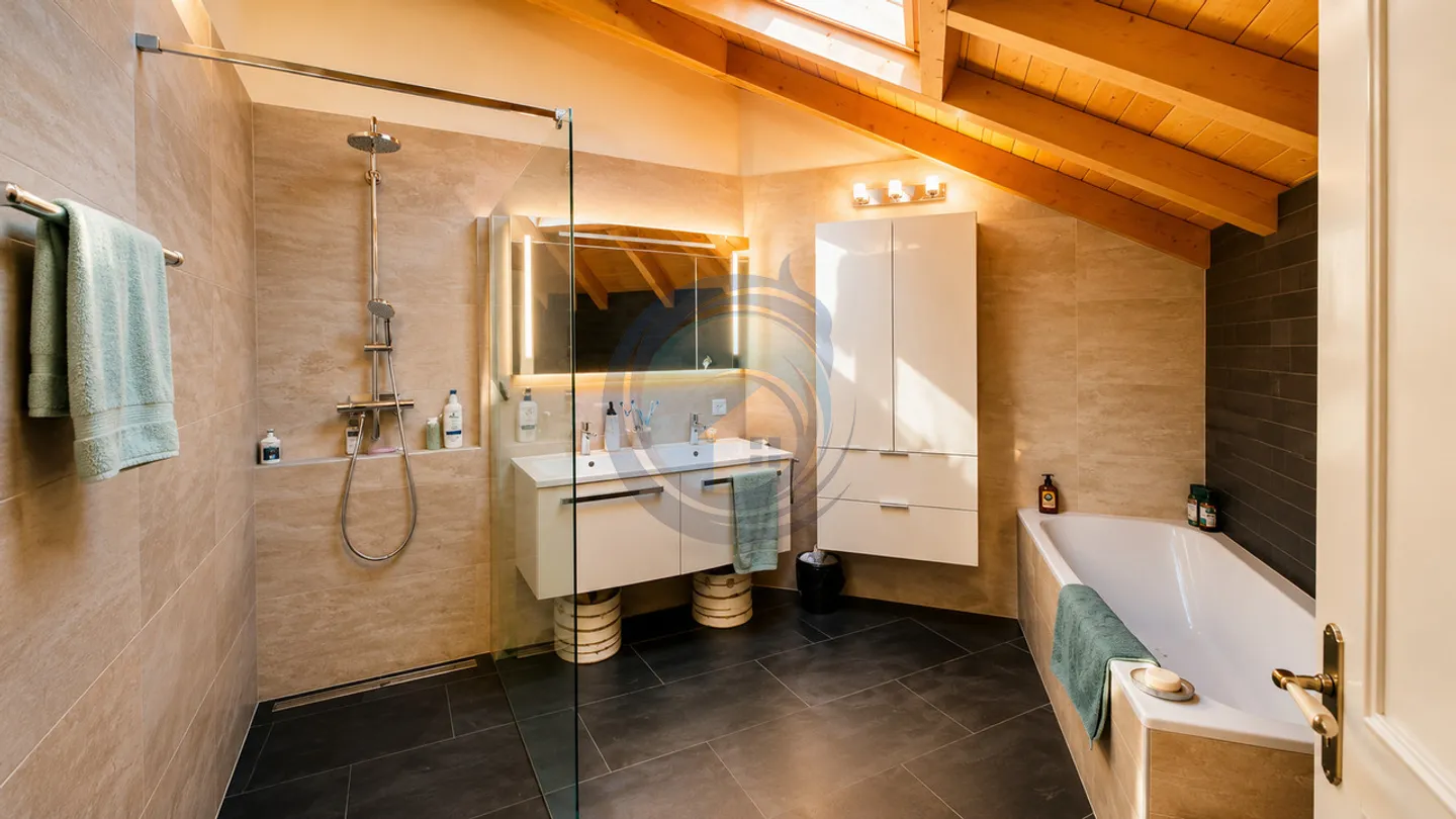 Charming Detached Villa with 6.5 Rooms and Pool - Photo 15 of 15