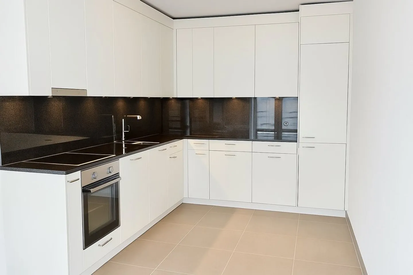 Appartement en duplex rénové dans un emplacement calme près du parc Rosenfeld - Photo 2 sur 9