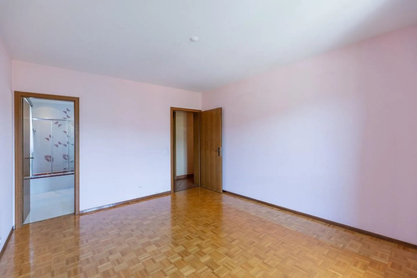 Maison unifamiliale élégante de 6,5 pièces à Davesco-Soragno - Photo 7 sur 18