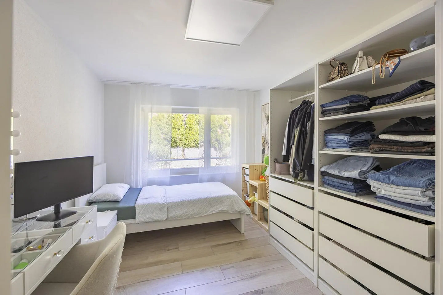 Moderne 5.5 Zimmer-Wohnung - Foto 8 von 13