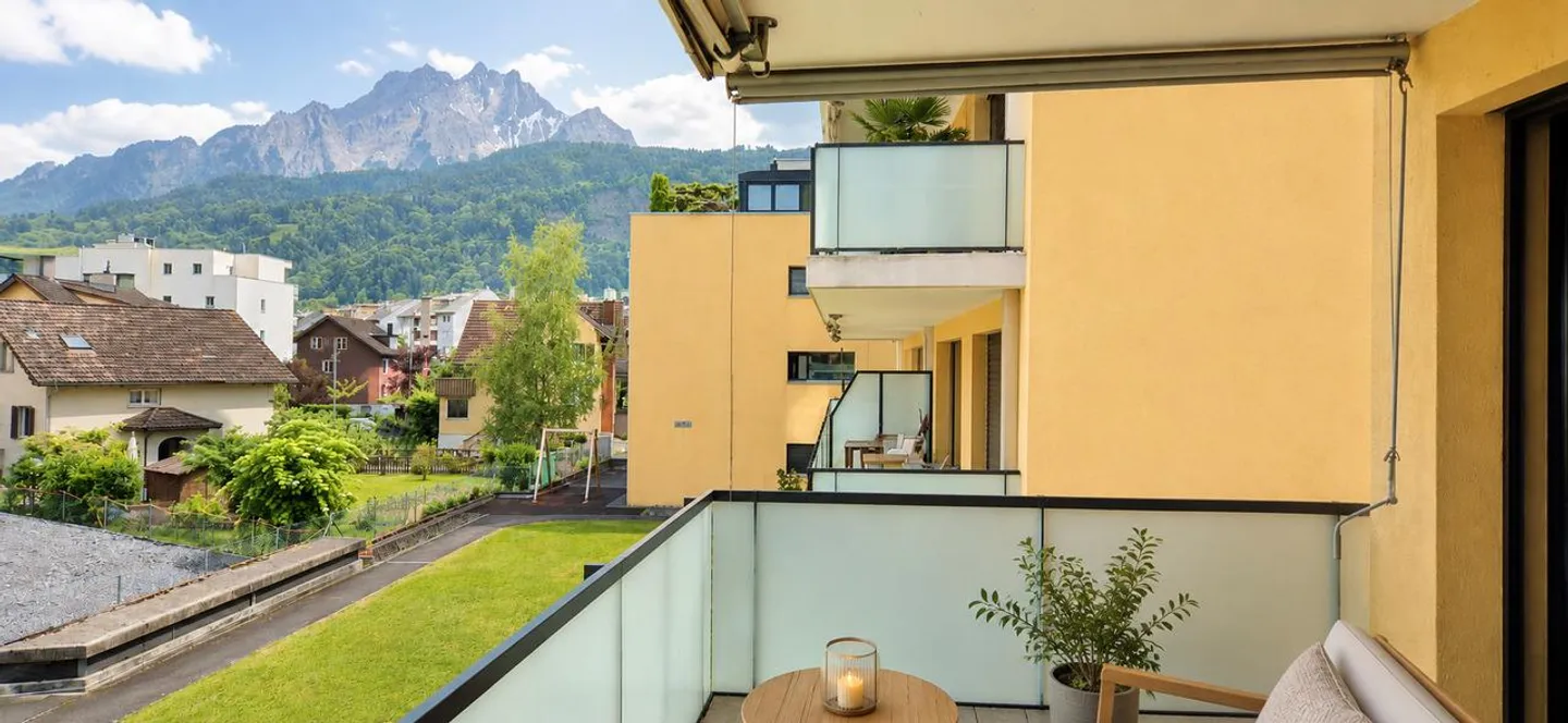 Bright and spacious 2½-room apartment in the center of Horw - Photo 7 of 12