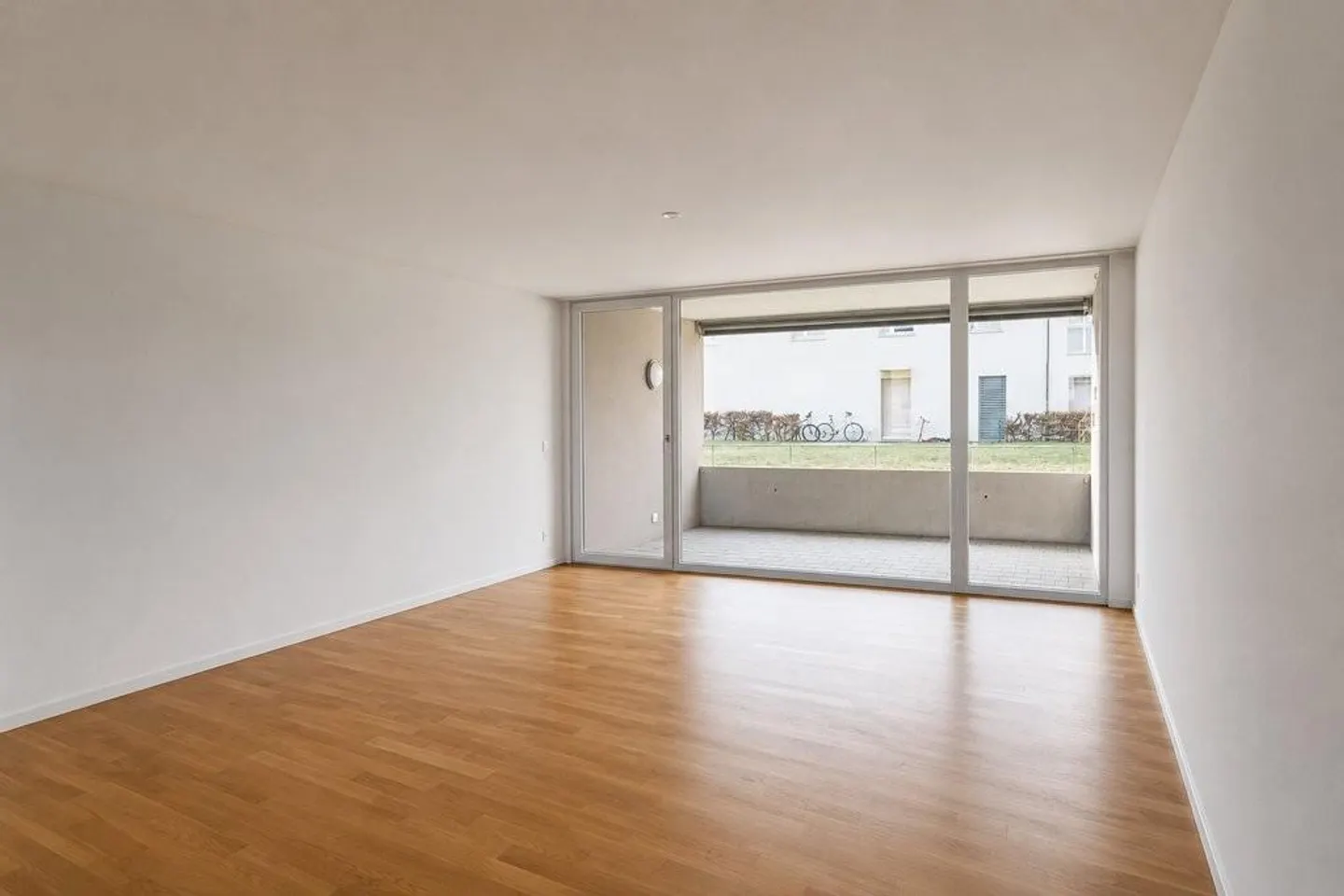 unico, generoso, bello, moderno - appartamento 2.5 stanze disponibile dal 01.02.2027 - Foto 3 di 11