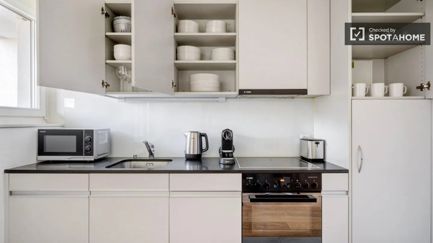 Entdecke, besichtige und miete dein neues Zuhause online mit vollem Vertrauen. - Foto 8 von 15