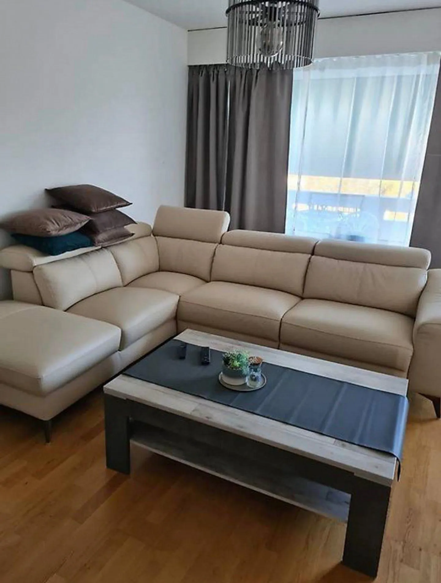 Cercasi nuovo inquilino: Luminoso appartamento di 3,5 stanze a Münchenstein - Foto 1 di 6