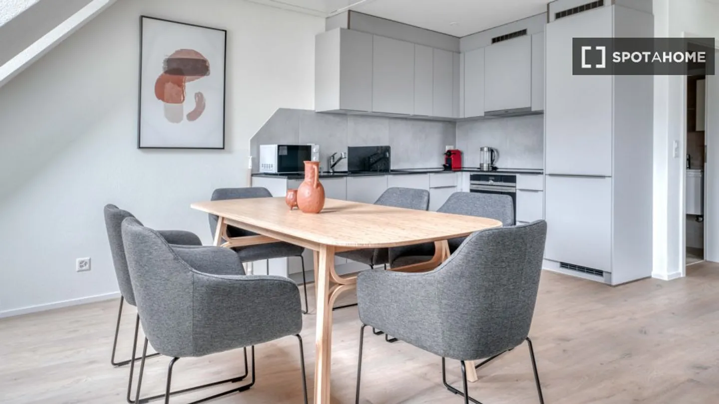 Discover, visit, and rent your new home online with complete confidence. - Photo 5 of 17