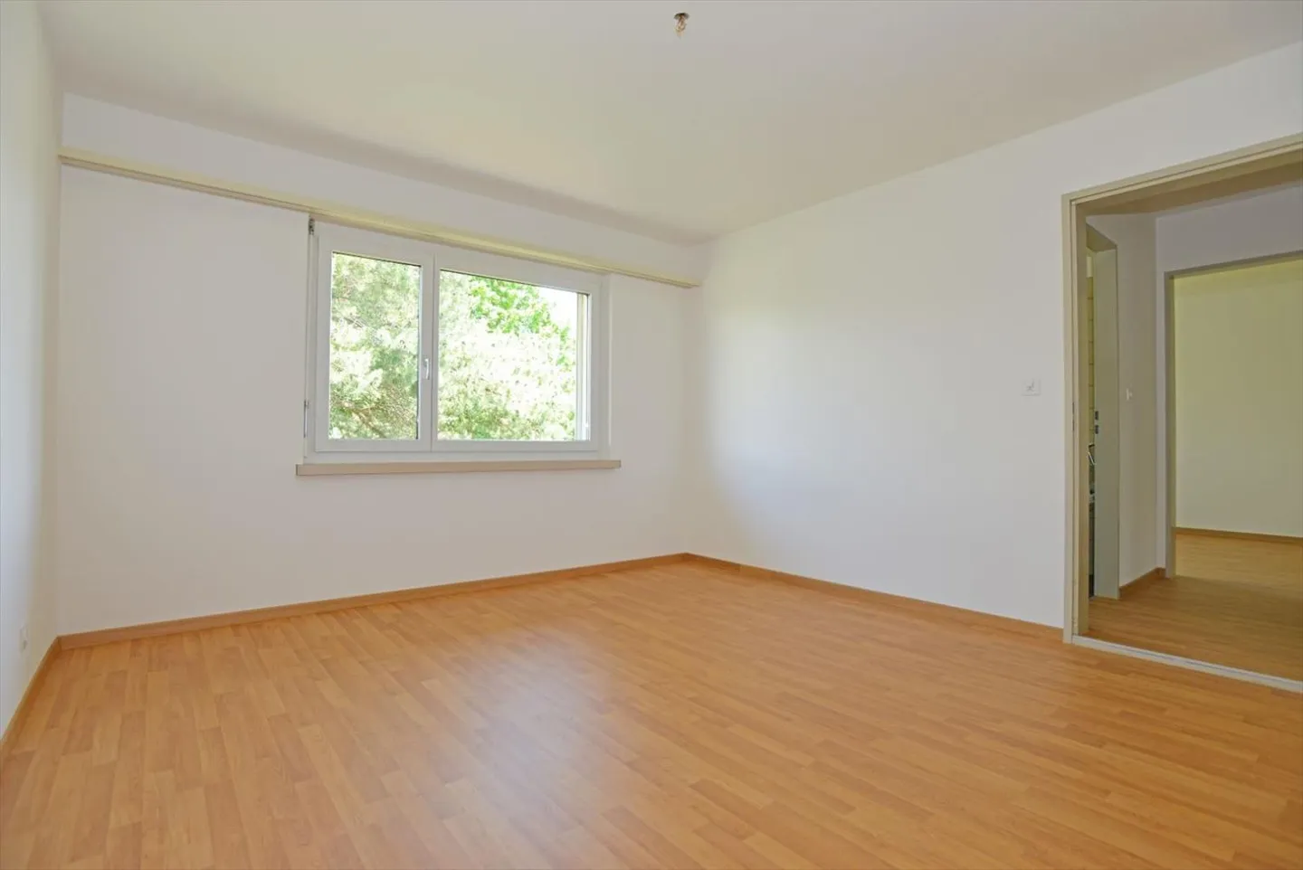 Renting without deposit - First occupancy after renovation in a quiet location - Photo 6 of 7
