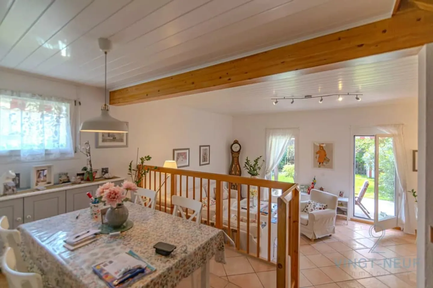 Idéale pour une famille - Maison 5 pièces avec jardin - Photo 5 sur 12