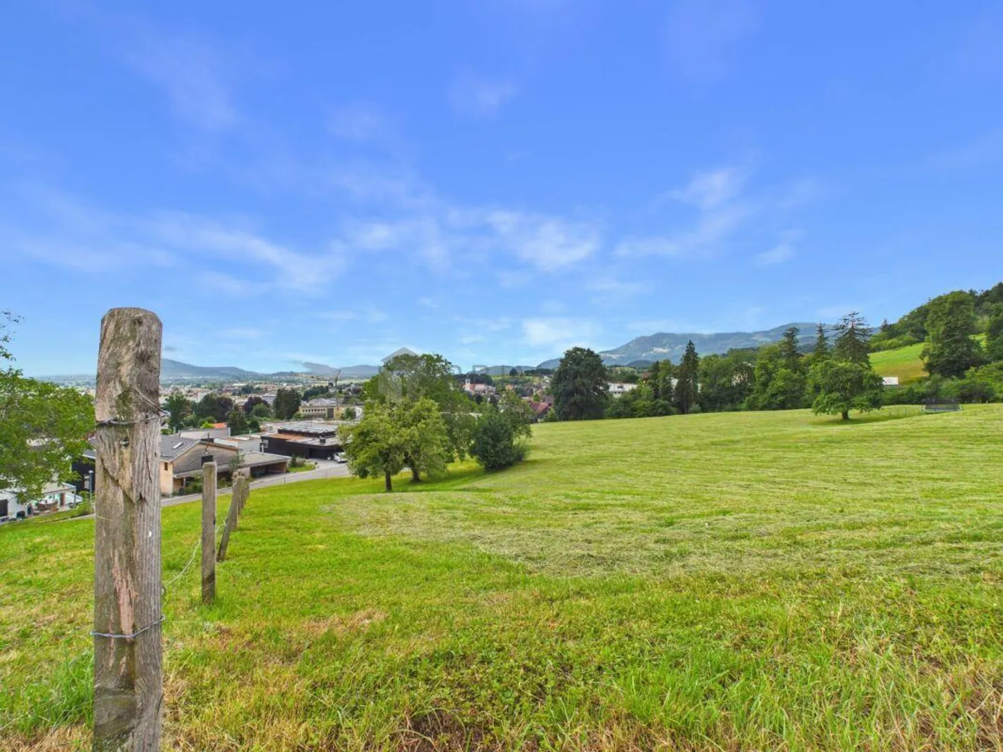 857 m² sunny building land offers many possibilities - Photo 7 of 7