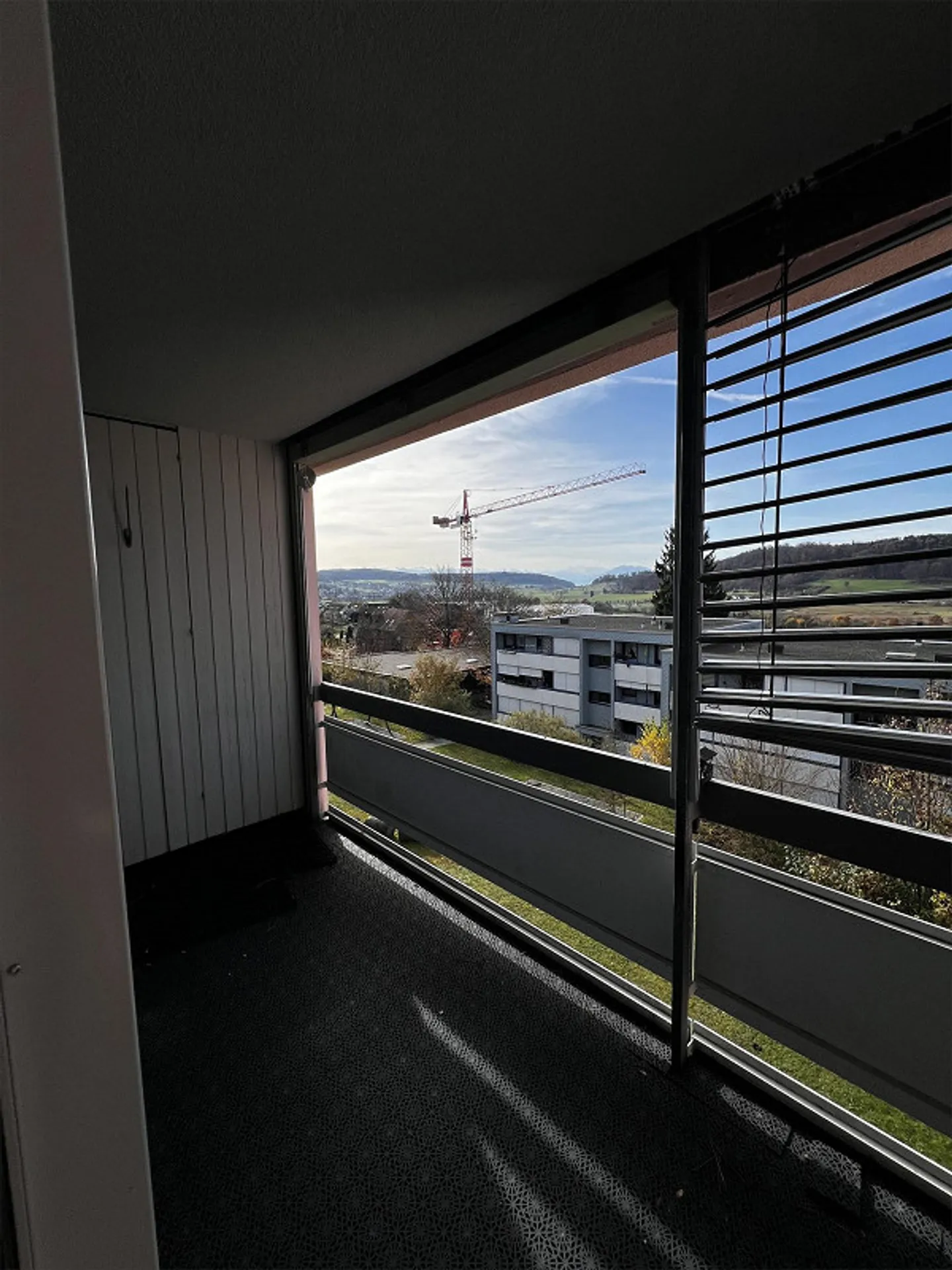 2.5-Zimmer-Wohnung mit Balkon – möbliert zur Untermiete - Foto 10 von 11