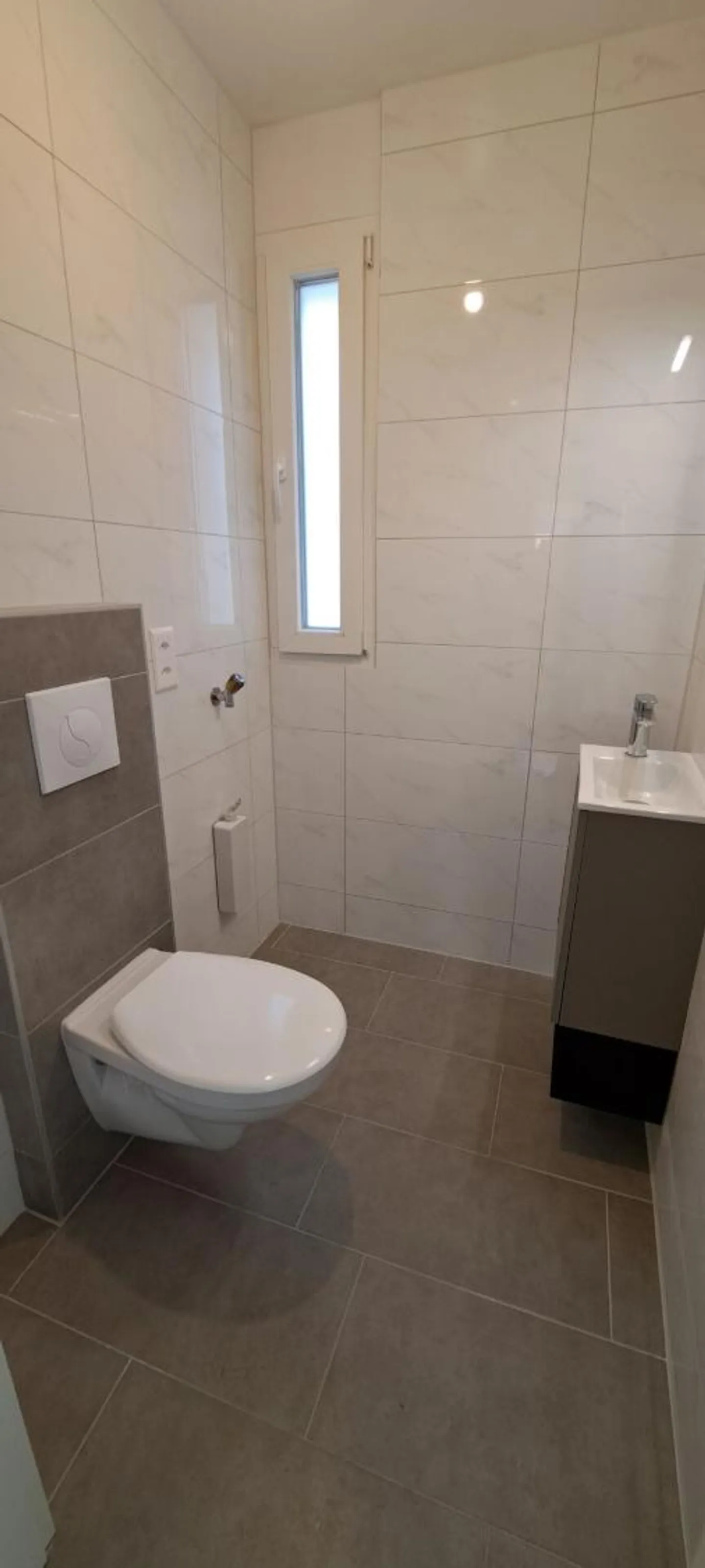 St-Imier, neue 4,5-Zimmer-Wohnung im 1. Stock mit Balkon - Foto 3 von 10