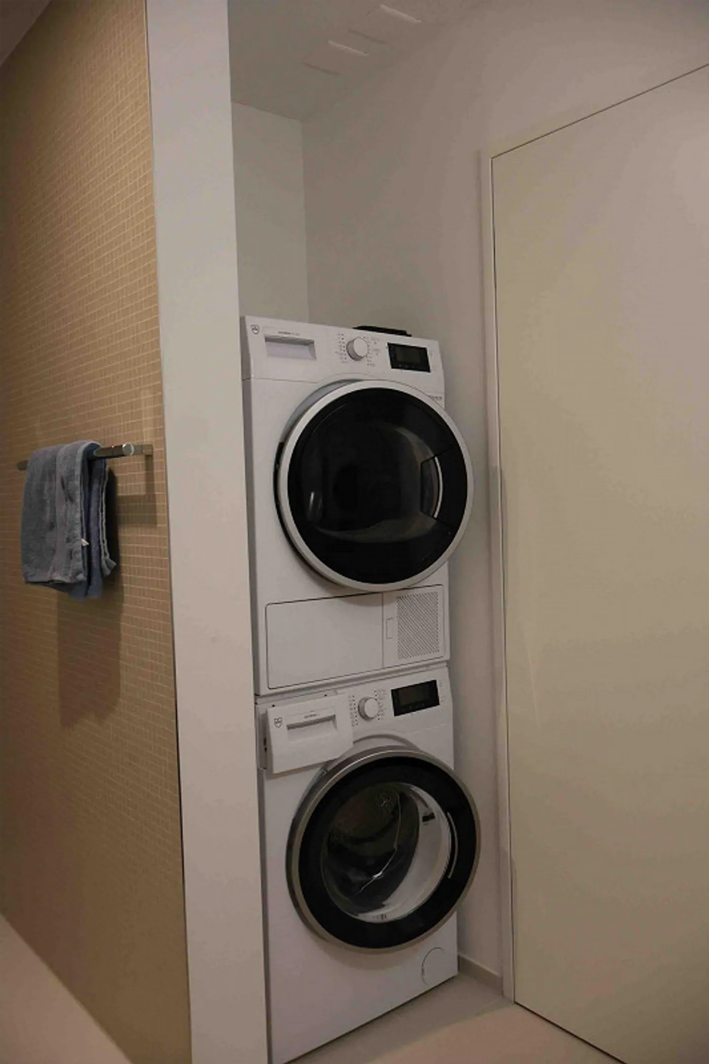 Modernes 2,5-Zimmer-Apartment mit Balkon und Garage in Kriens - Foto 10 von 23