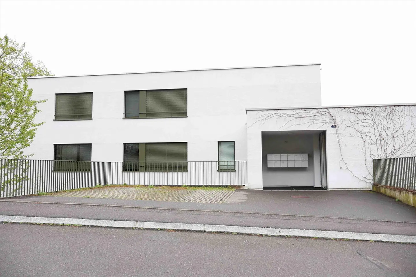 Modernes 2,5-Zimmer-Apartment mit Balkon und Garage in Kriens - Foto 14 von 23