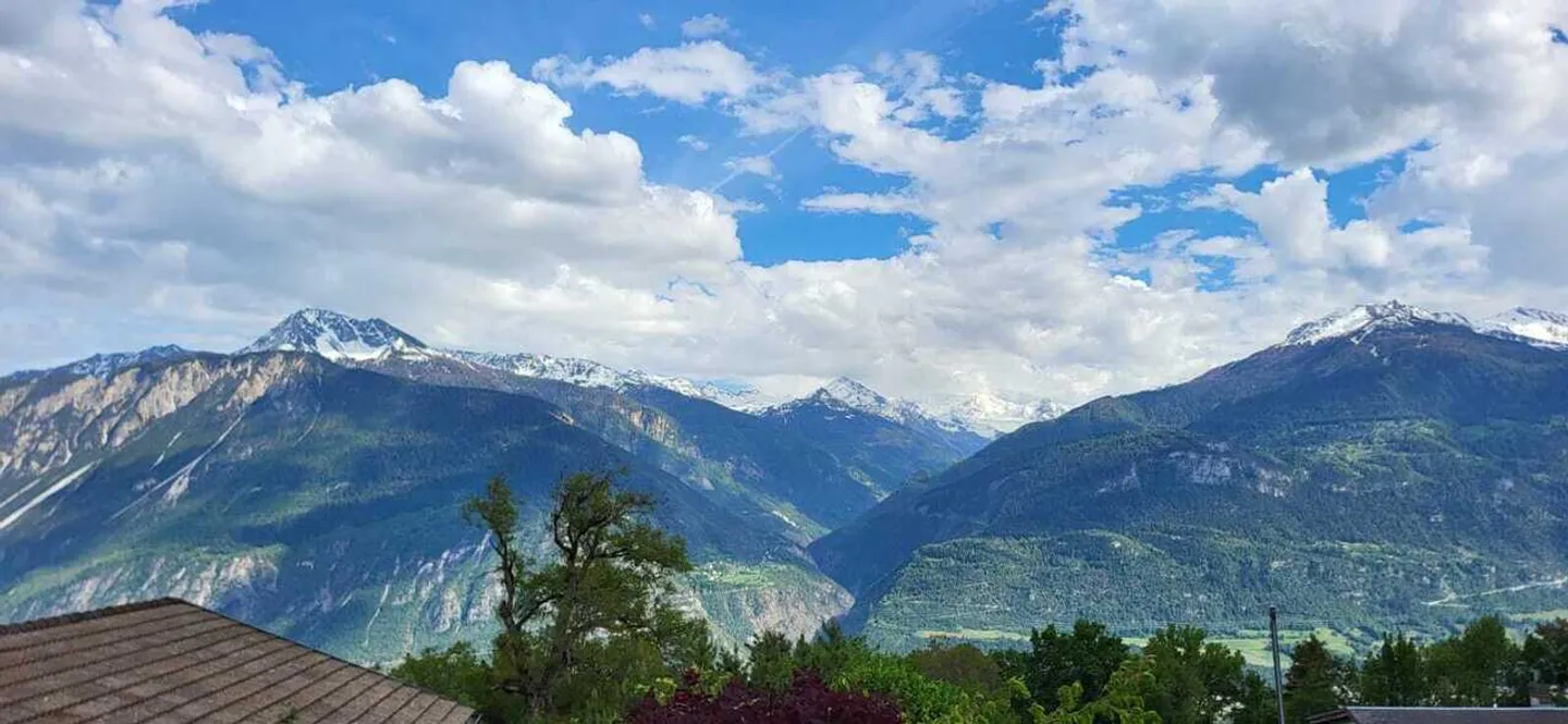 Charmante Wohnung mit Aussicht - Foto 3 von 21