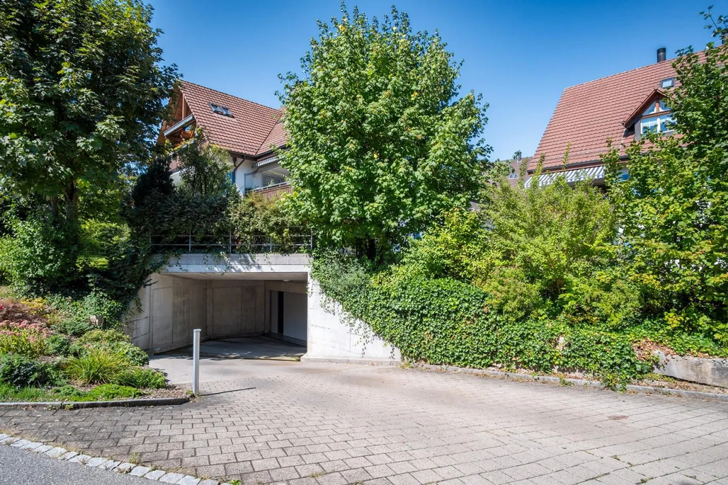 Parking space in underground garage - Photo 1 of 1