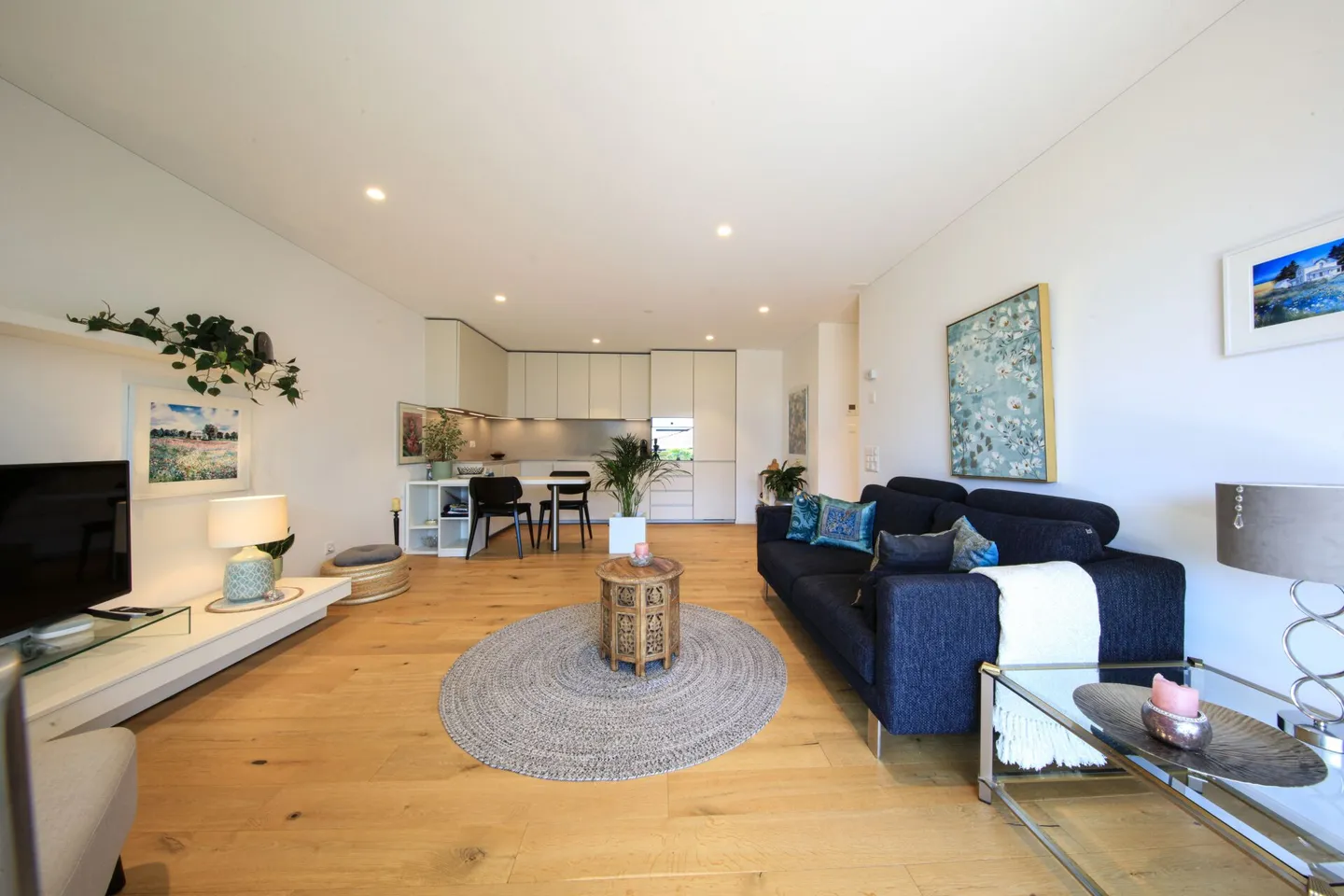 MINUSIO - Modernes 2.5-Zimmer-Apartment mit großer Terrasse - Foto 3 von 12