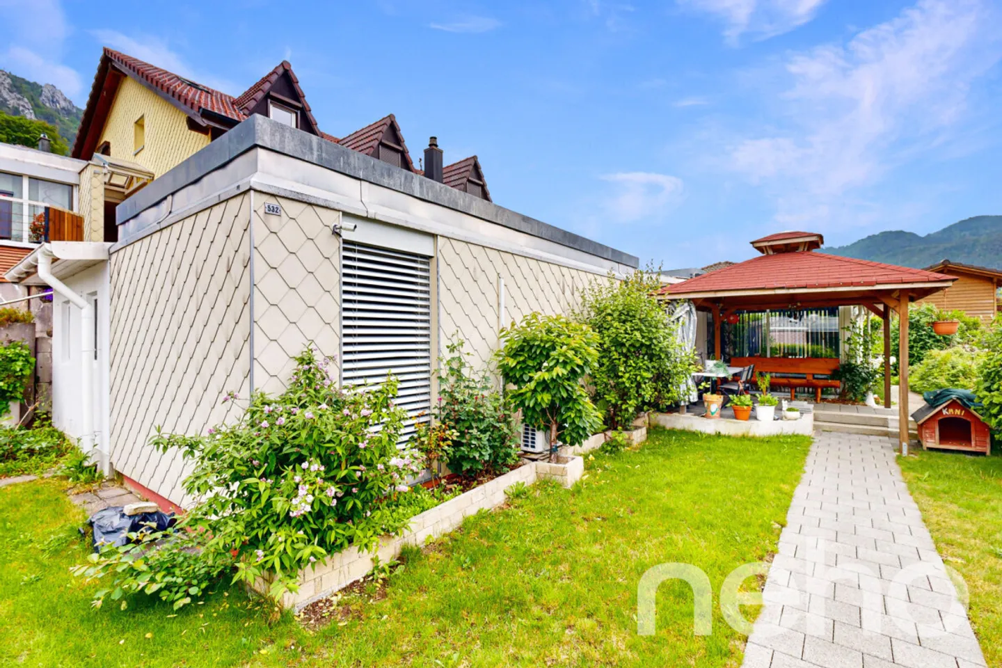 Casa unifamiliare idilliaca con giardino d'inverno e vista panoramica - Foto 1 di 13