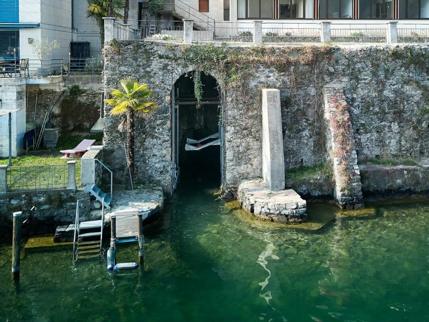 Villa en bord de lac avec quai privé à Morcote - Photo 14 sur 22