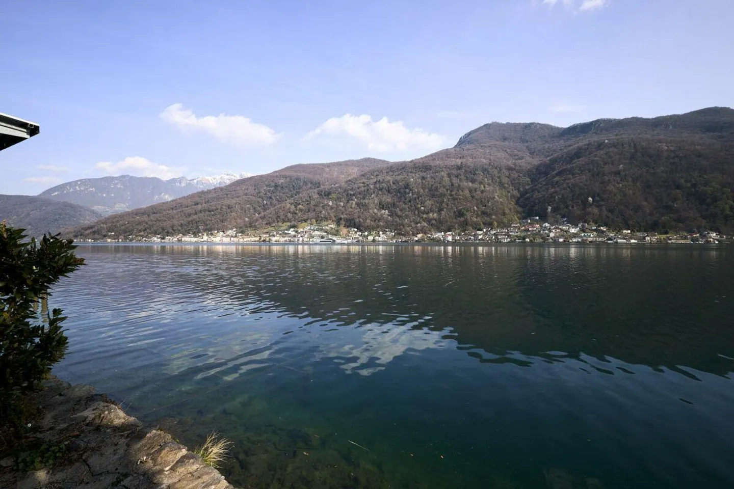 Villa en bord de lac avec quai privé à Morcote - Photo 17 sur 22