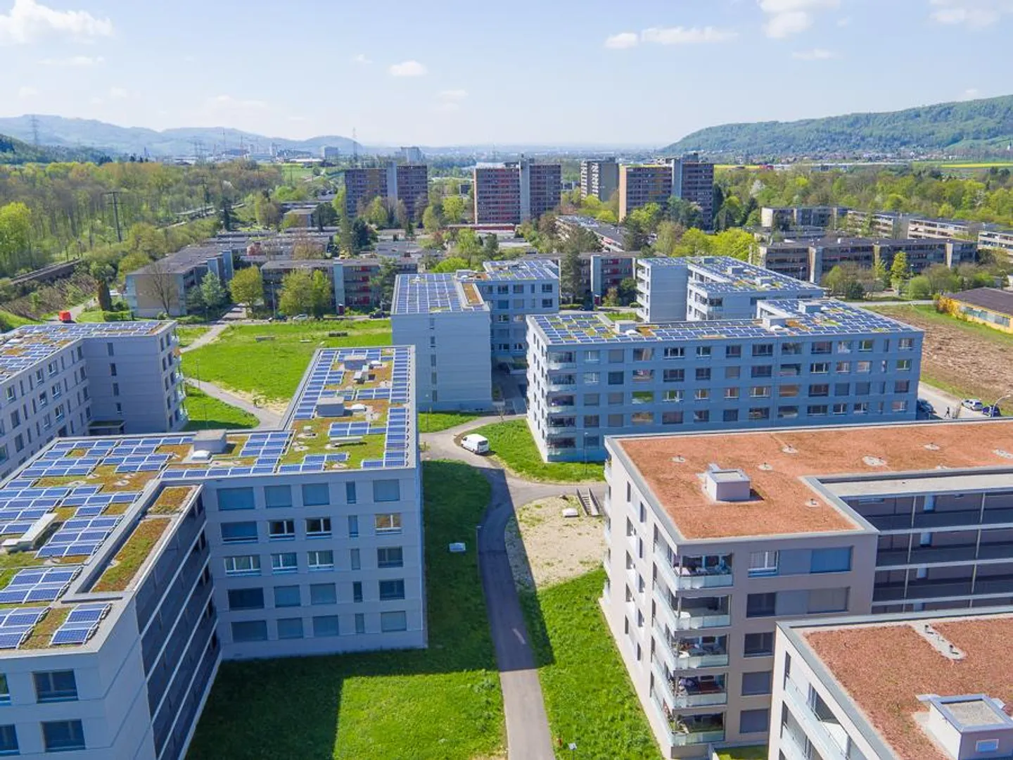 ***2.5'ZWG con 71m2***grande balcone*** - Foto 1 di 8