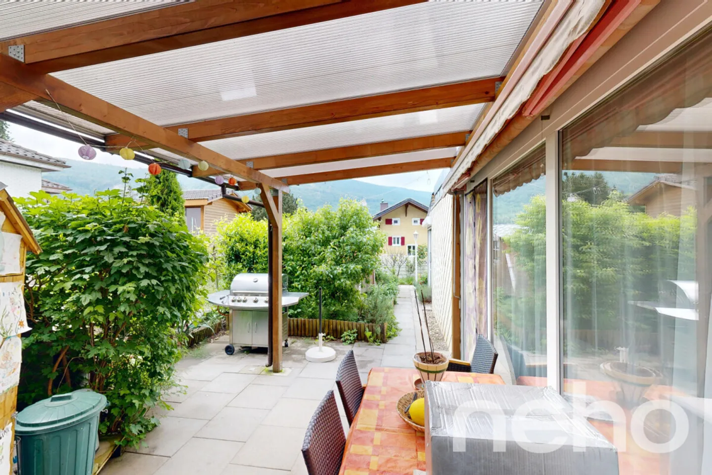 Casa unifamiliare idilliaca con giardino d'inverno e vista panoramica - Foto 9 di 13
